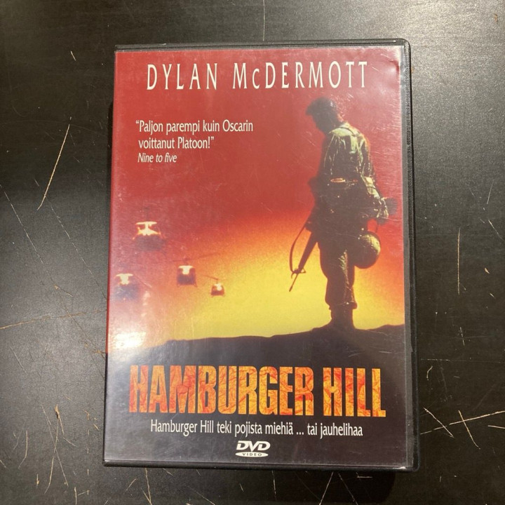 Hamburger Hill DVD (VG/VG+) -sota-